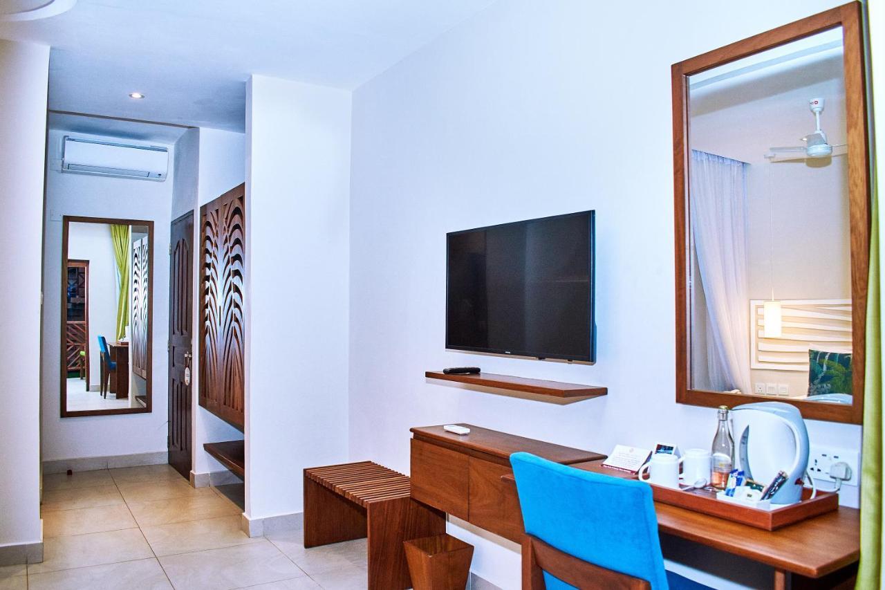 Neptune Village Beach Resort & Spa Galu エクステリア 写真