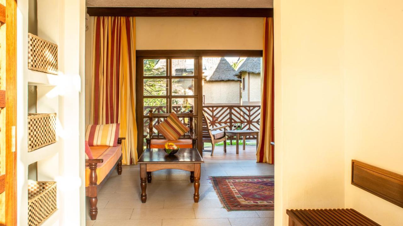 Neptune Village Beach Resort & Spa Galu エクステリア 写真