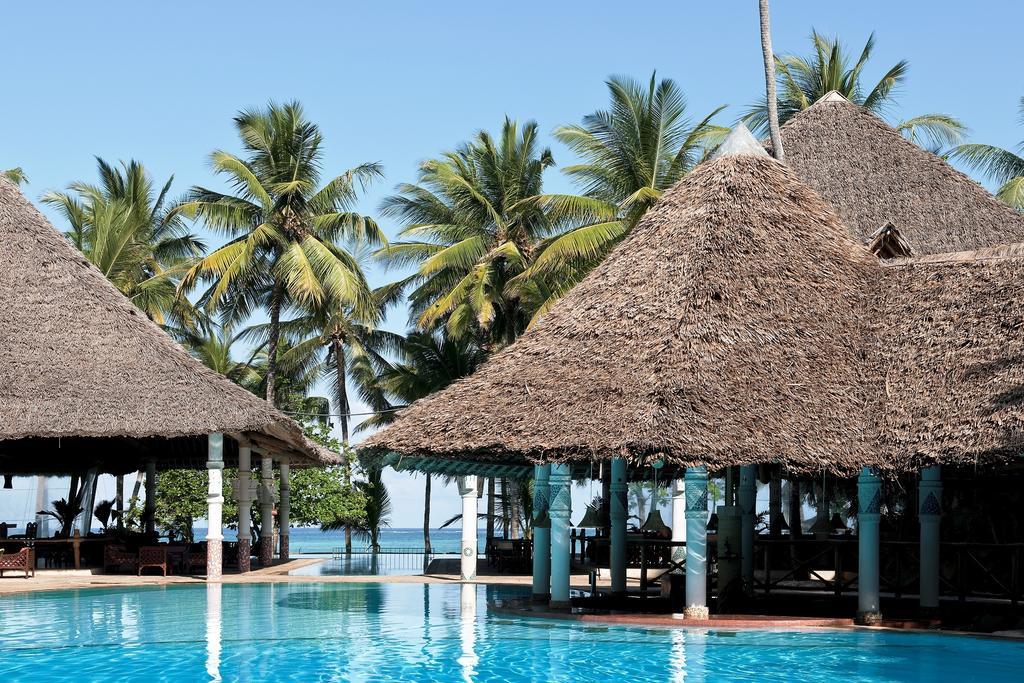 Neptune Village Beach Resort & Spa Galu エクステリア 写真