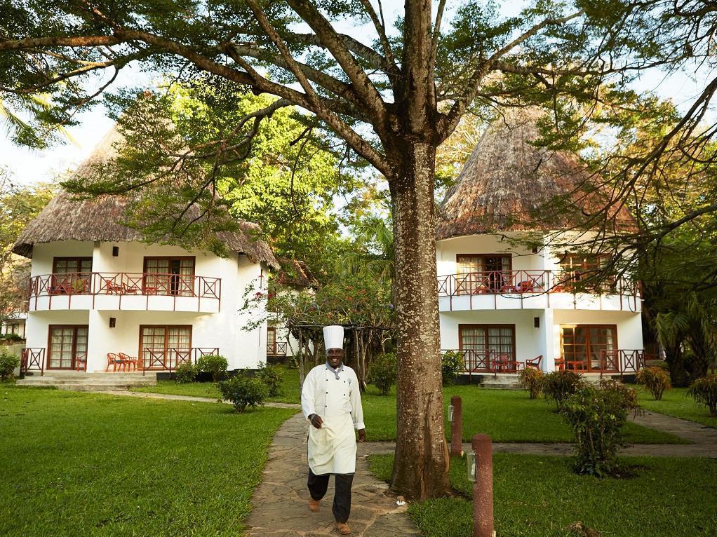 Neptune Village Beach Resort & Spa Galu エクステリア 写真