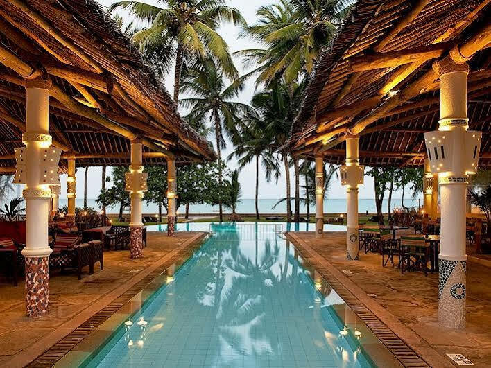 Neptune Village Beach Resort & Spa Galu エクステリア 写真